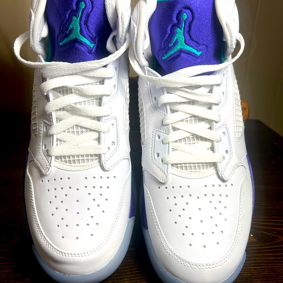 2019 Jordan Mars 270 ‘Grape’ - Picture 3 of 5